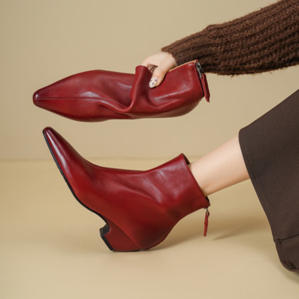Styl uliczny, vintage, szpilka – Vintage Fashion Online recenzja i cena