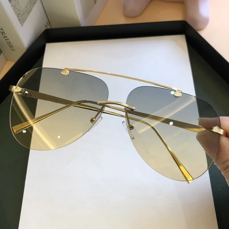 Klasyczne, bezramkowe okulary  – Vintage Fashion Enthusiasts recenzja i cena